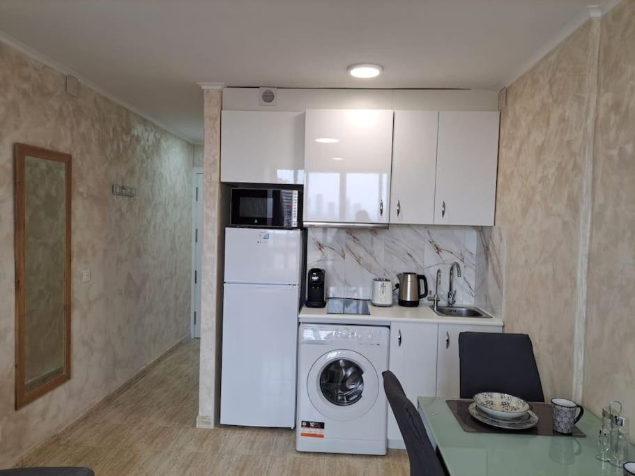 Cozy Studio With Sea View Apartment Benidorm Exterior foto